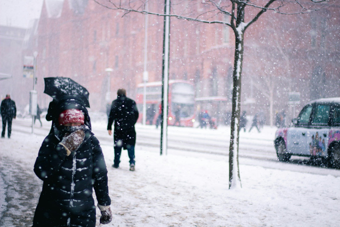 Sensitive Skin vs. Winter: How to Protect Your Skin When Temperatures Drop